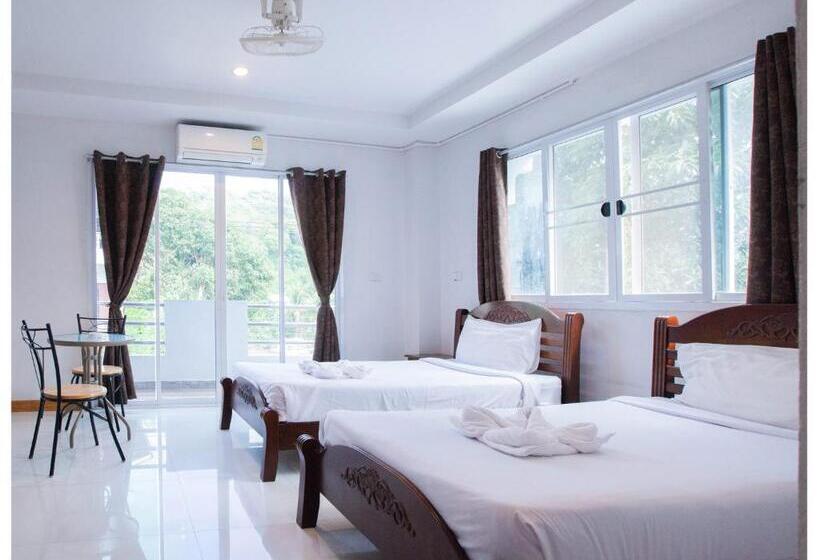 Номер Deluxe с Балконом, Namhasin House