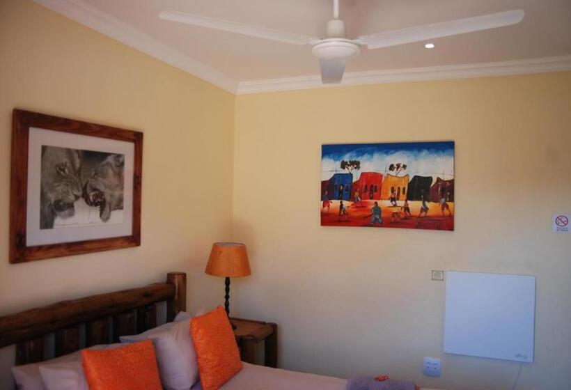Quarto Familiar, Journey's Inn Africa Airport Lodge