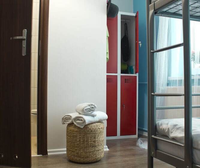 공동 객실, Warsaw Downtown Hostel