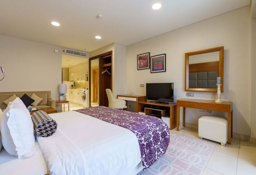 استودیو استاندارد با تراس, Levatio Suites Muscat, A Member Of Radisson Individuals
