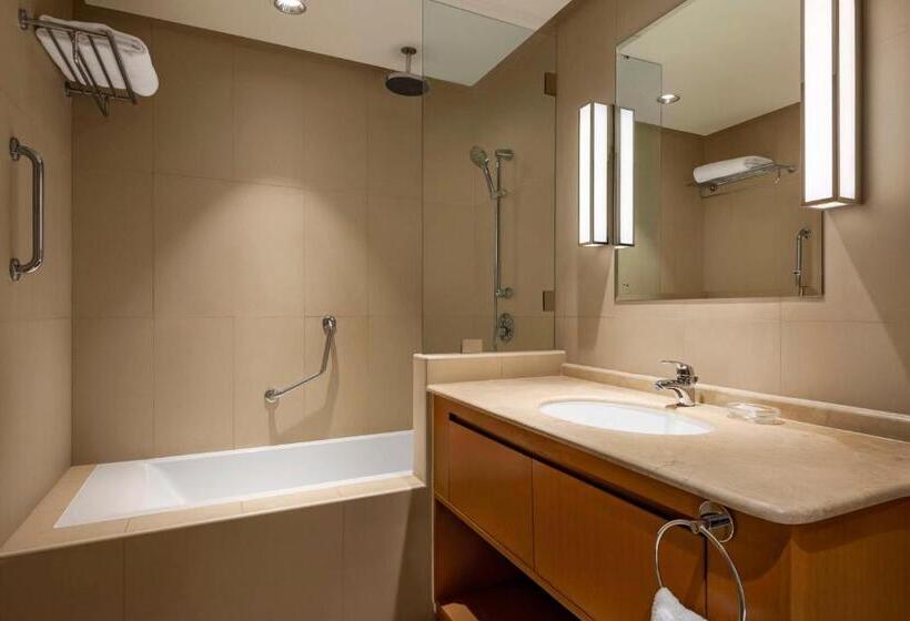 استودیو استاندارد با تراس, Levatio Suites Muscat, A Member Of Radisson Individuals