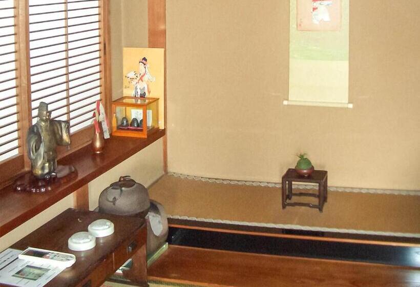 Дом 1 Спальня, Guest House An