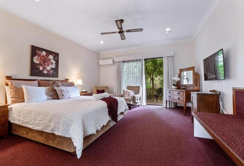 Семейный Номер, The Noble Grape Guesthouse