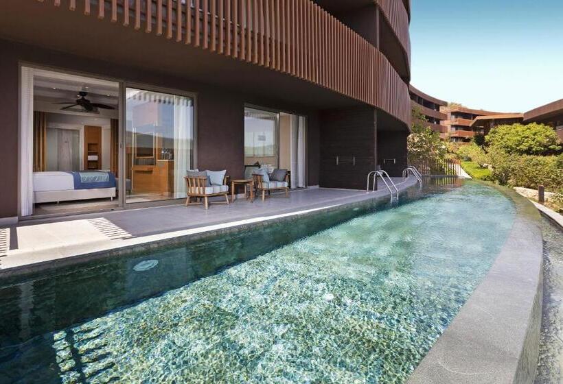Номер Deluxe, Titanic Luxury Collection Bodrum