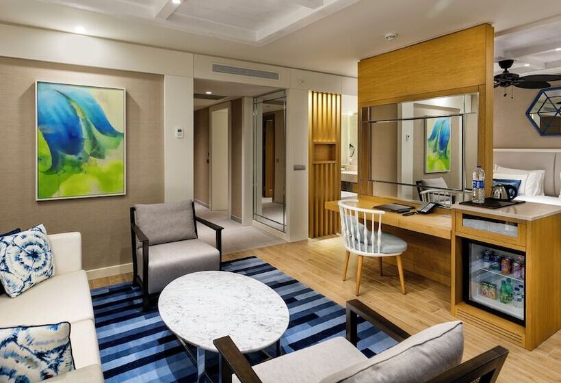 Номер Deluxe Вид на Море, Titanic Luxury Collection Bodrum
