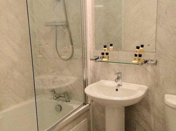 Номер Стандарт, Sarum Apart