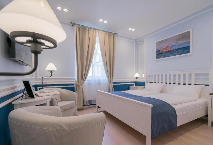 标准工作室, Revelton Suites Karlovy Vary