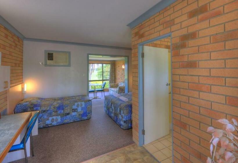 Номер Стандарт, Jacaranda Motor Lodge