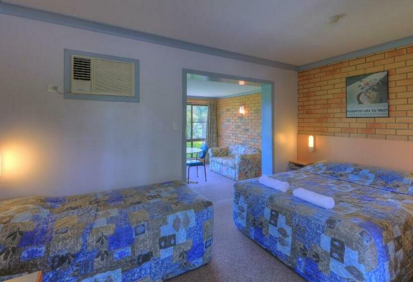 Номер Стандарт, Jacaranda Motor Lodge