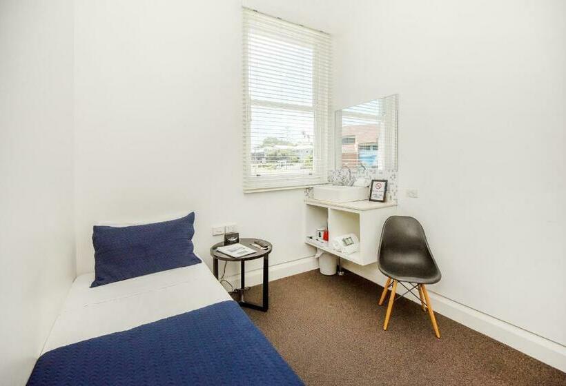اتاق استاندارد یک تخته با سرویس بهداشتی مشترک, Pier Hotel Coffs Harbour