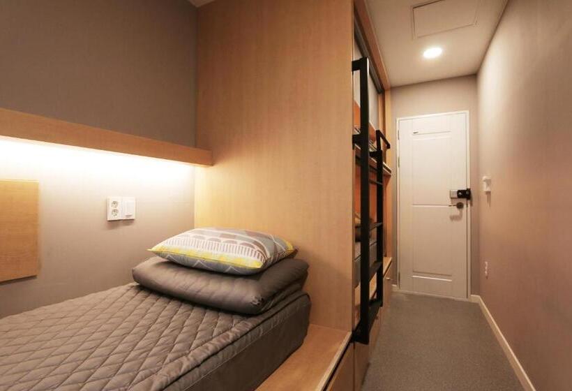 Трехместный Номер Стандарт Совместная Ванная, Blueboat Hostel Gyeongju