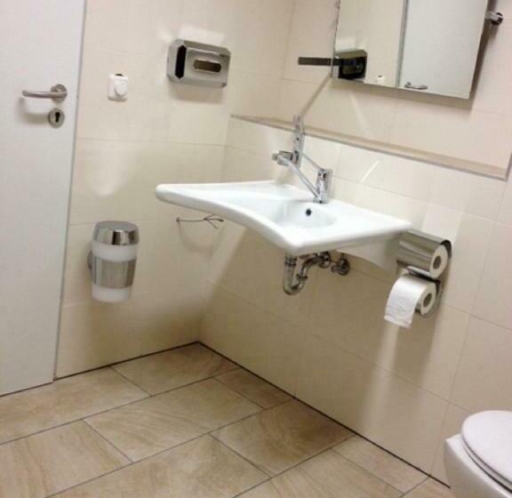 Comfort Room, Creo Munich City