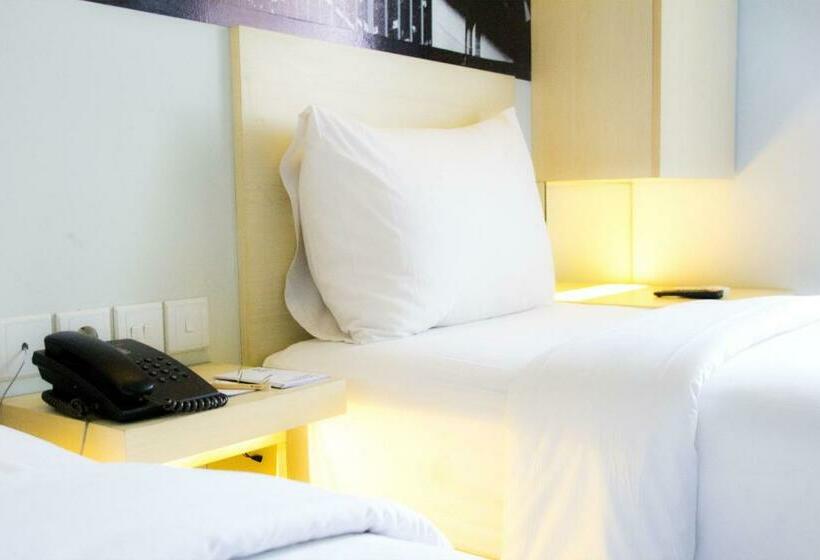 חדר סטנדרט, Cleo Business Hotel Walikota Mustajab City Center