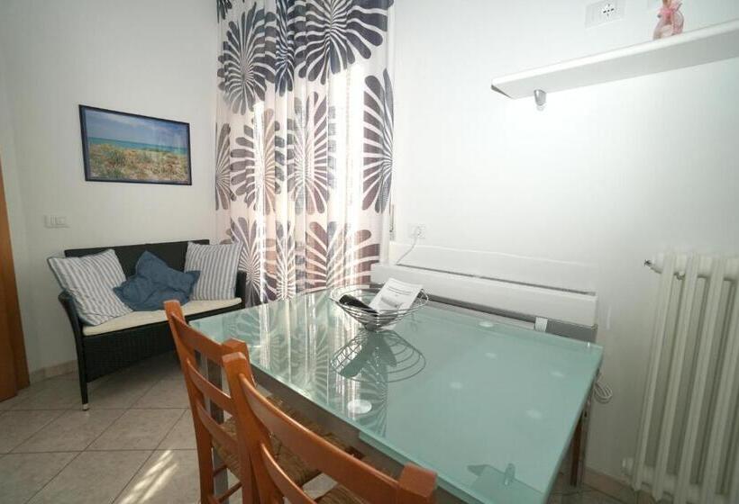 Апартаменты 1 Спальня с Балконом, La Mimosa
