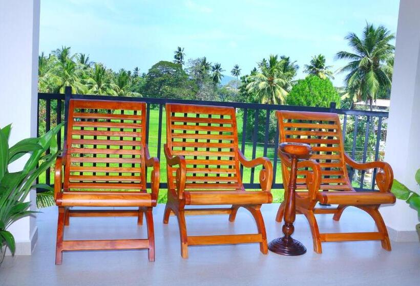 Трехместный Номер Deluxe Вид на Сад, Nature Resort   Yala Safari Village