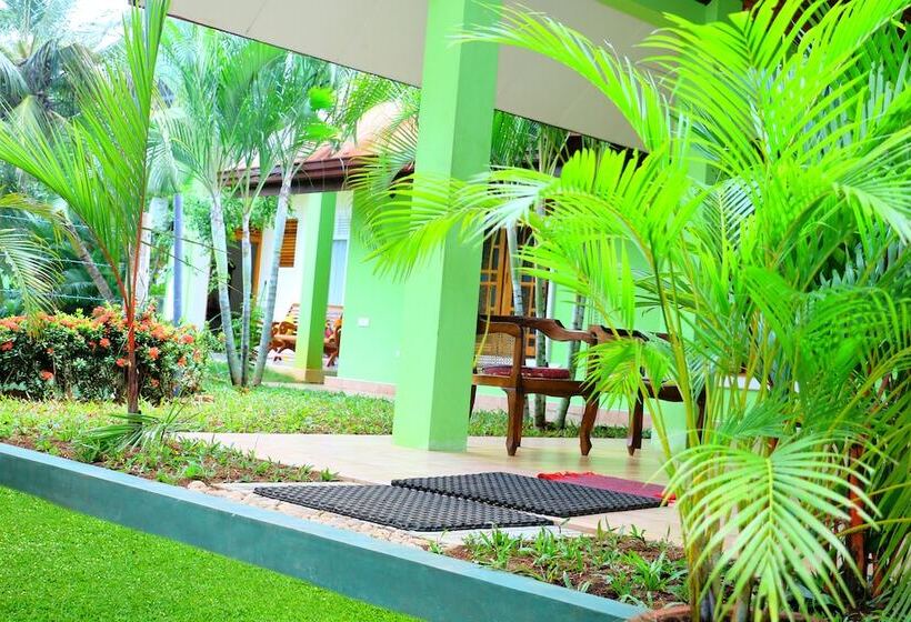 Номер Deluxe, Nature Resort   Yala Safari Village