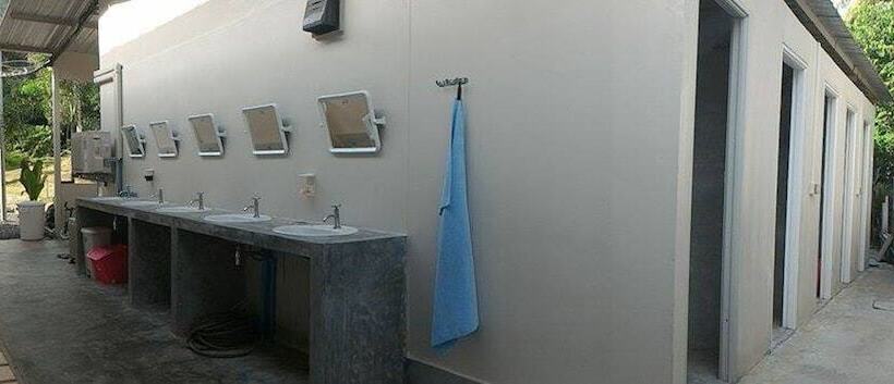 Кровать в Общей Комнате, The Best Hostel