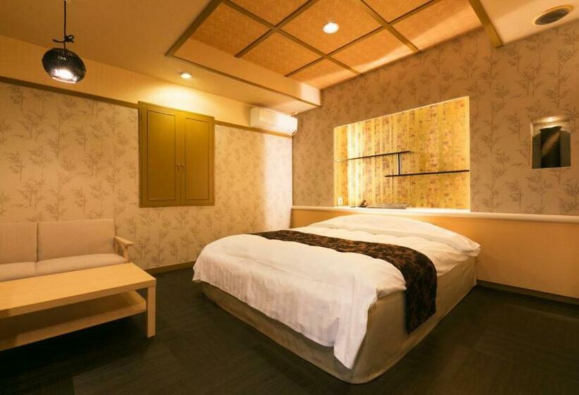 Номер Стандарт, Atlantis Higashi Osaka