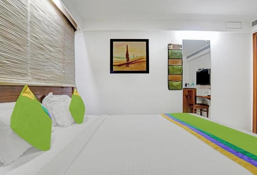 Quarto Estandar, Treebo Cherry Tree