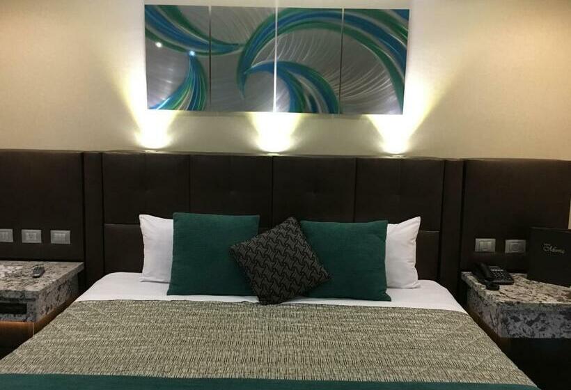 スイート, Motel Marche