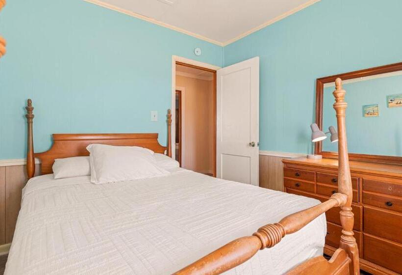 Хижина, Oceanside Court By Kees Vacations