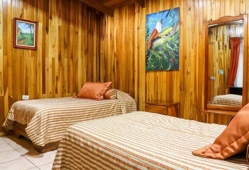 Дом 3 Спальни, Los Pinos Cabins & Reserve