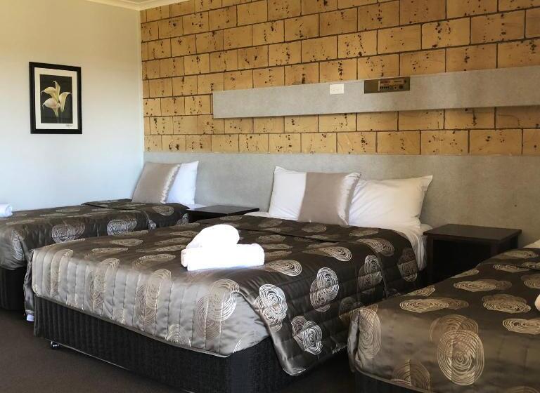 패밀리 룸, True Blue Motor Inn