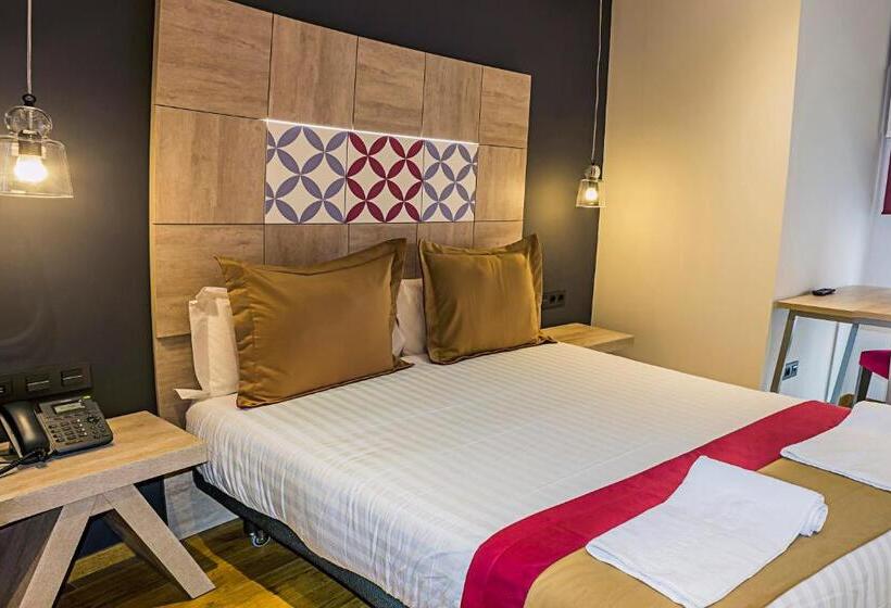Номер Стандарт, Boutique Hostemplo Sagrada Familia