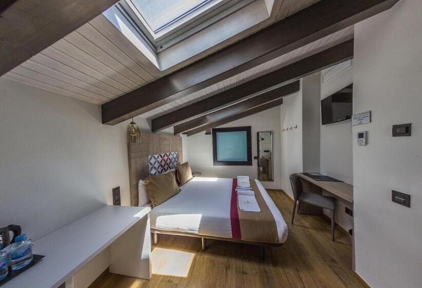 Номер Deluxe, Boutique Hostemplo Sagrada Familia