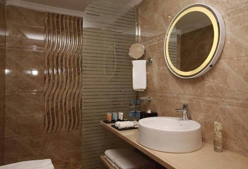 Президентский Люкс, Grand Plaza Hotel   Dhabab Riyadh