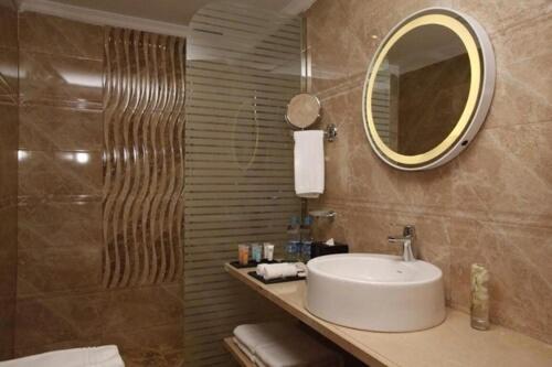 Полулюкс, Grand Plaza Hotel   Dhabab Riyadh