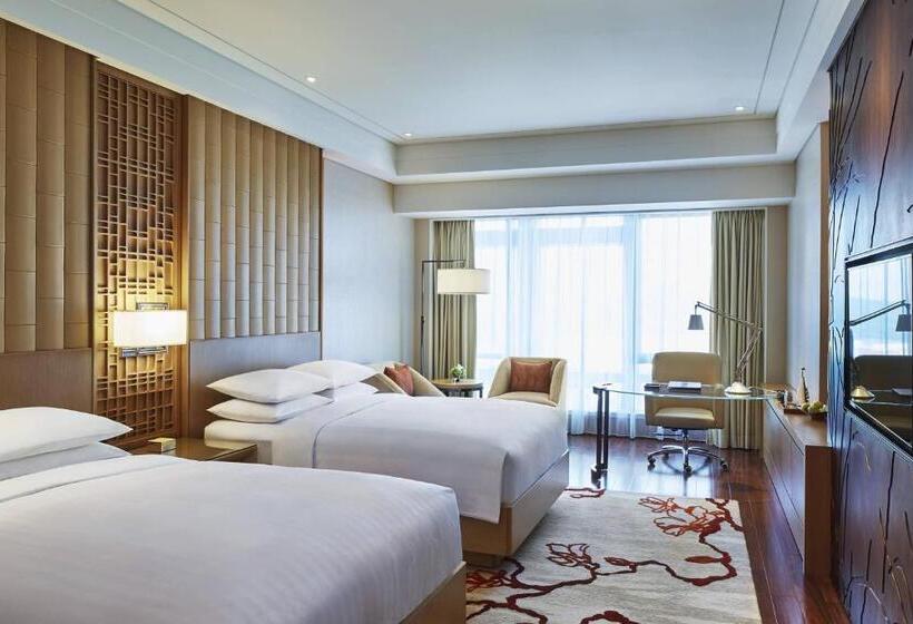 带大床的豪华间, Zhuhai Marriott