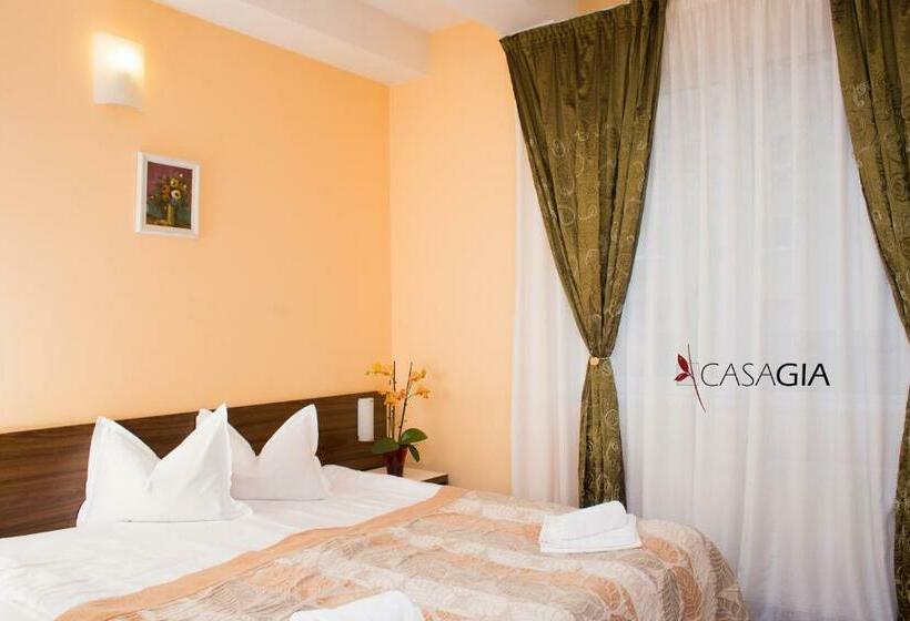 Номер Стандарт, Pension Casa Gia