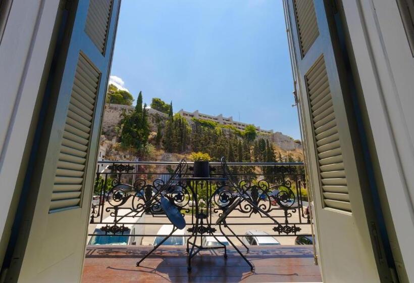 Люкс с Балконом, Nikolaos Pension