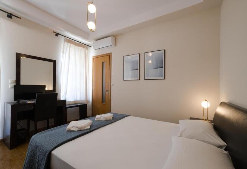 Номер Стандарт с Балконом, Nikolaos Pension