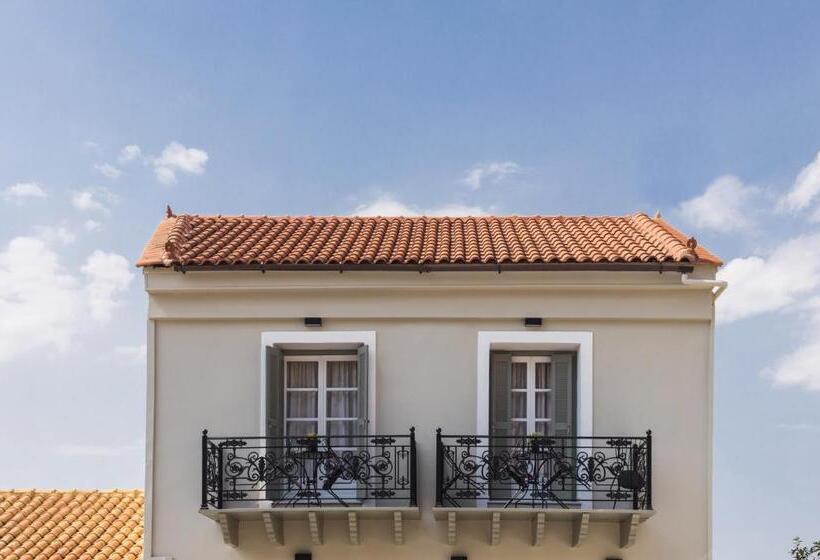 Люкс с Балконом, Nikolaos Pension