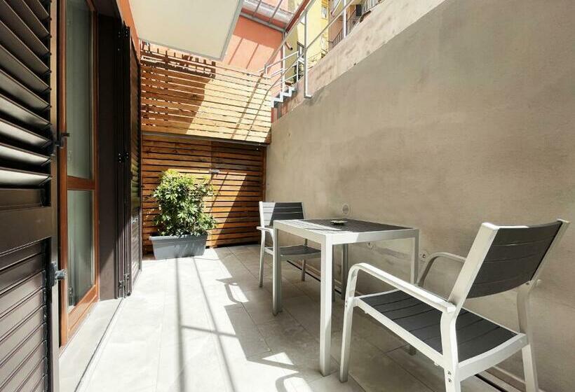 Студия Стандарт, Sunny House