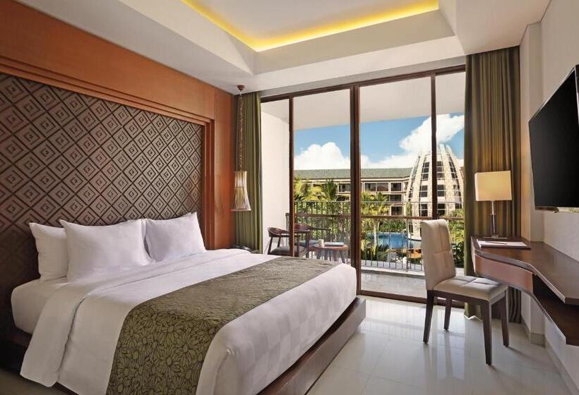 Номер Deluxe Вид на Бассейн, Golden Tulip Jineng Resort Bali
