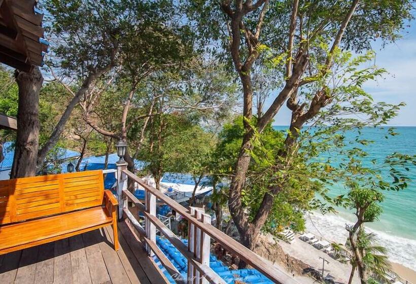 Семейный Номер, Sangthian Beach Resort