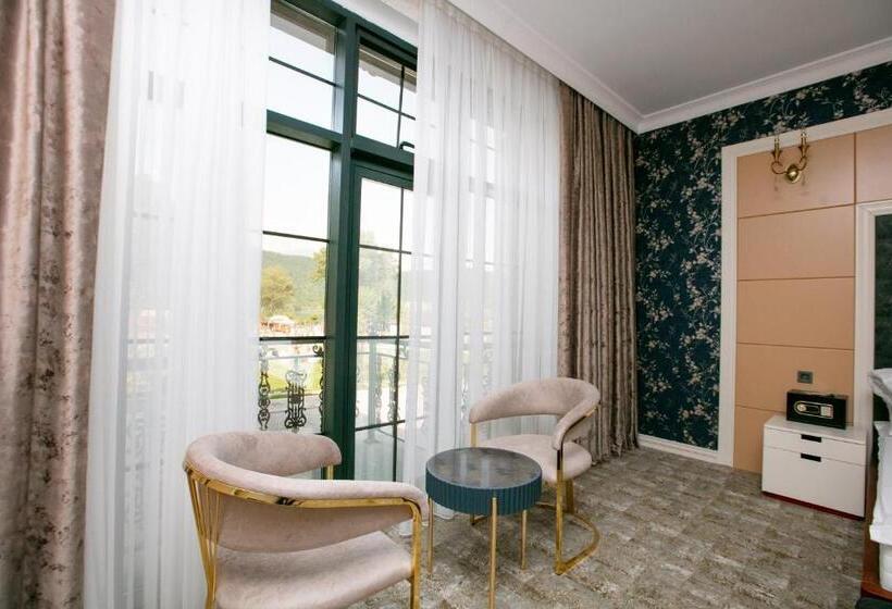 غرفة قياسية مطلّة علي البحيرة, Nohur Hotel Gabala
