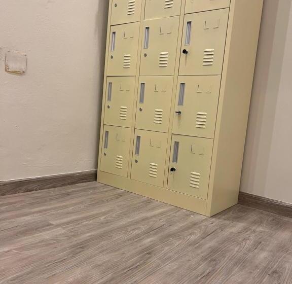 Кровать в Общей Комнате, Hakimdom Hostel