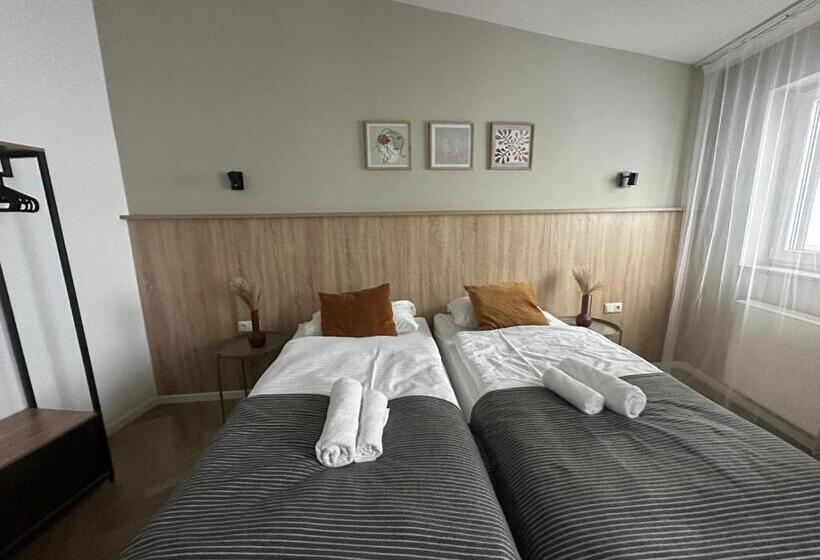 آپارتمان لوکس 1 خوابه, Aparthotel Lenau