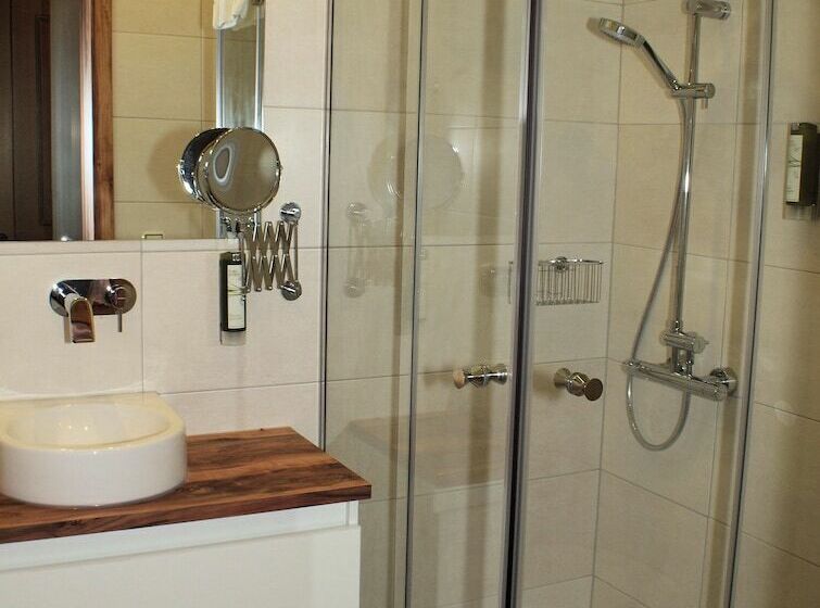 Номер Basic, Landhotel Grünwies  Bonsai Wellness Garni