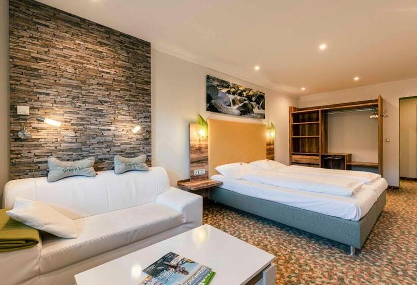 Номер Superior Вид на Сад, Landhotel Grünwies  Bonsai Wellness Garni
