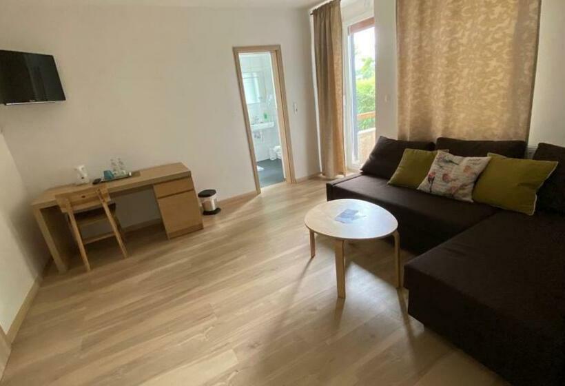 Номер Стандарт с Балконом, Landhaus Zum Mushof