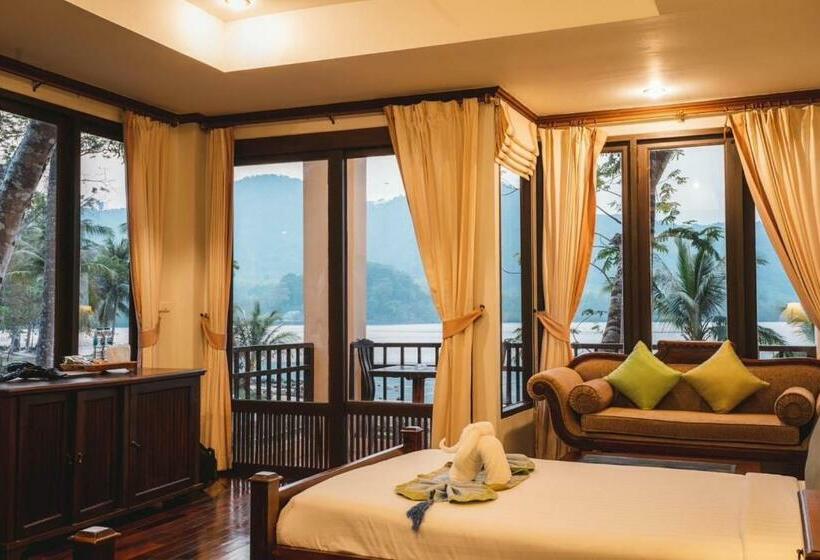 اتاق لوکس با چشم‌انداز دریا, Kooncharaburi Resort   Koh Chang