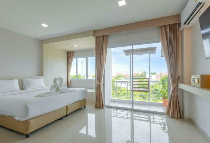 Номер Deluxe с Балконом, Sananwan Hometel