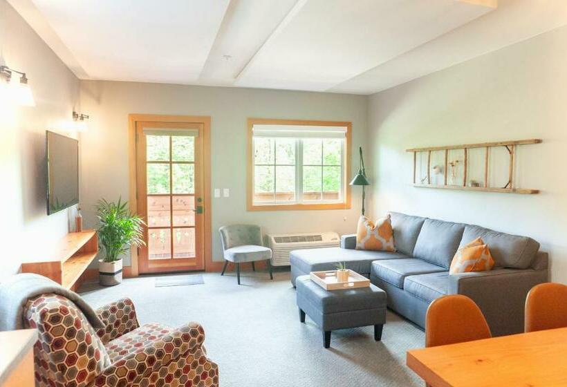 Suíte, The Suites On Main