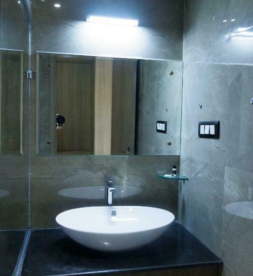 Quarto Estandar Cama King, Aryavilas