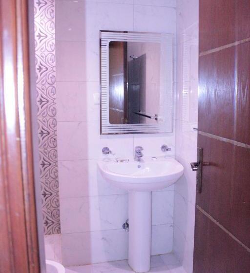 デラックストリプルルーム, Altamyoiz Sirved Apartments